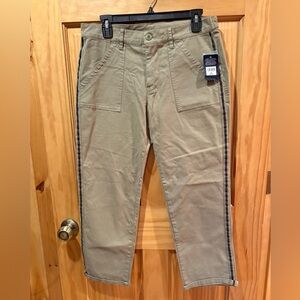 Lucky Brand Women’s Green Khaki side stripe Utility Boyfriend Cropped Pants NWT